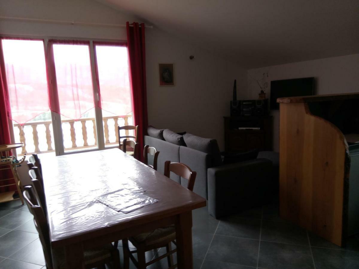 Les Logis De Lucie Apartment Selonnet Exterior foto