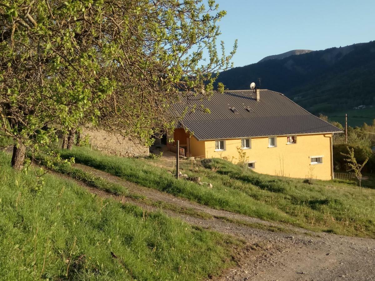 Les Logis De Lucie Apartment Selonnet Exterior foto